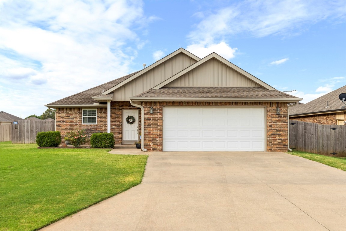 Shawnee, Oklahoma 74804, United States, 3 Bedrooms Bedrooms, ,2 BathroomsBathrooms,Residential,Active,190919