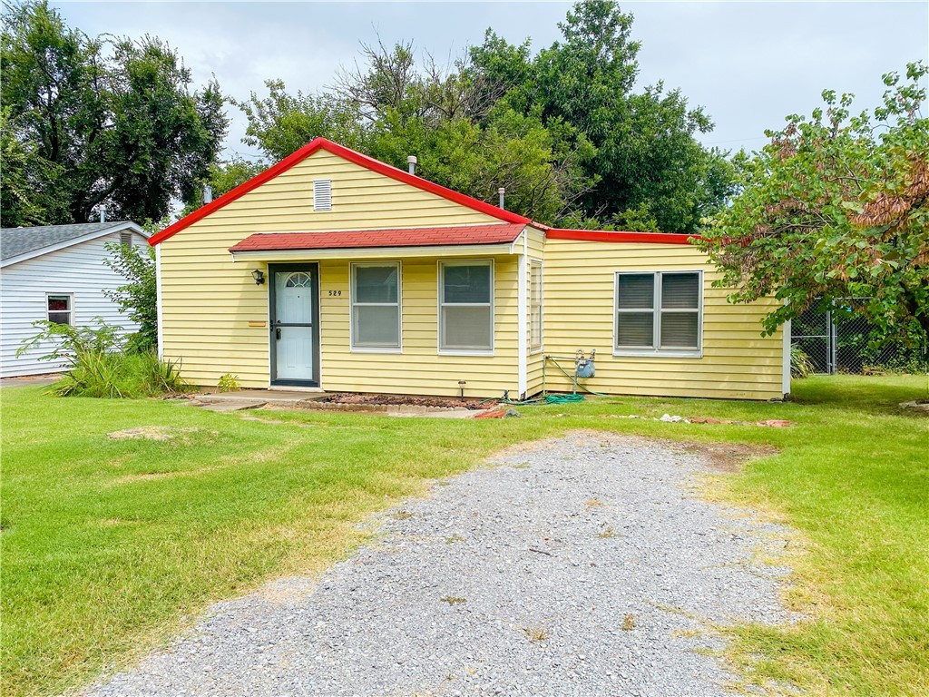 Photo 1 of 16 — 529 S Mahan Avenue, El Reno, OK 73036