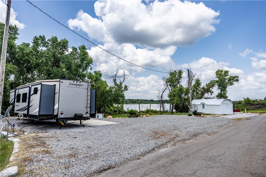 Photo 1 of 23 — 1000 N Woodall Lane, Fort Cobb, OK 73038