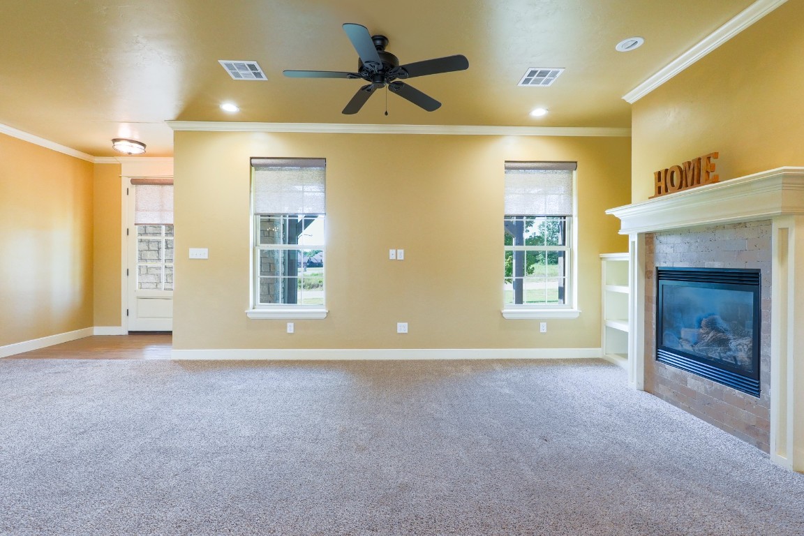 Shawnee, Oklahoma 74801, United States, 3 Bedrooms Bedrooms, ,2 BathroomsBathrooms,Residential,Pending,189355