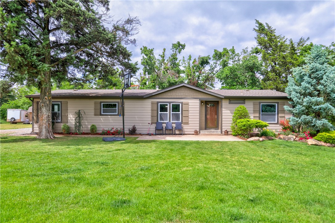 Photo 1 of 36 — 2150 Cedar Oaks Terrace, Edmond, OK 73034