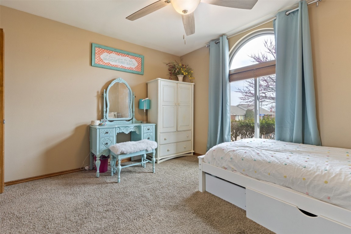 Shawnee, Oklahoma 74804, United States, 3 Bedrooms Bedrooms, ,2 BathroomsBathrooms,Residential,Pending,90659