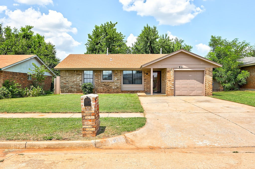 Photo 1 of 35 — 821 W Perry Drive, Mustang, OK 73064