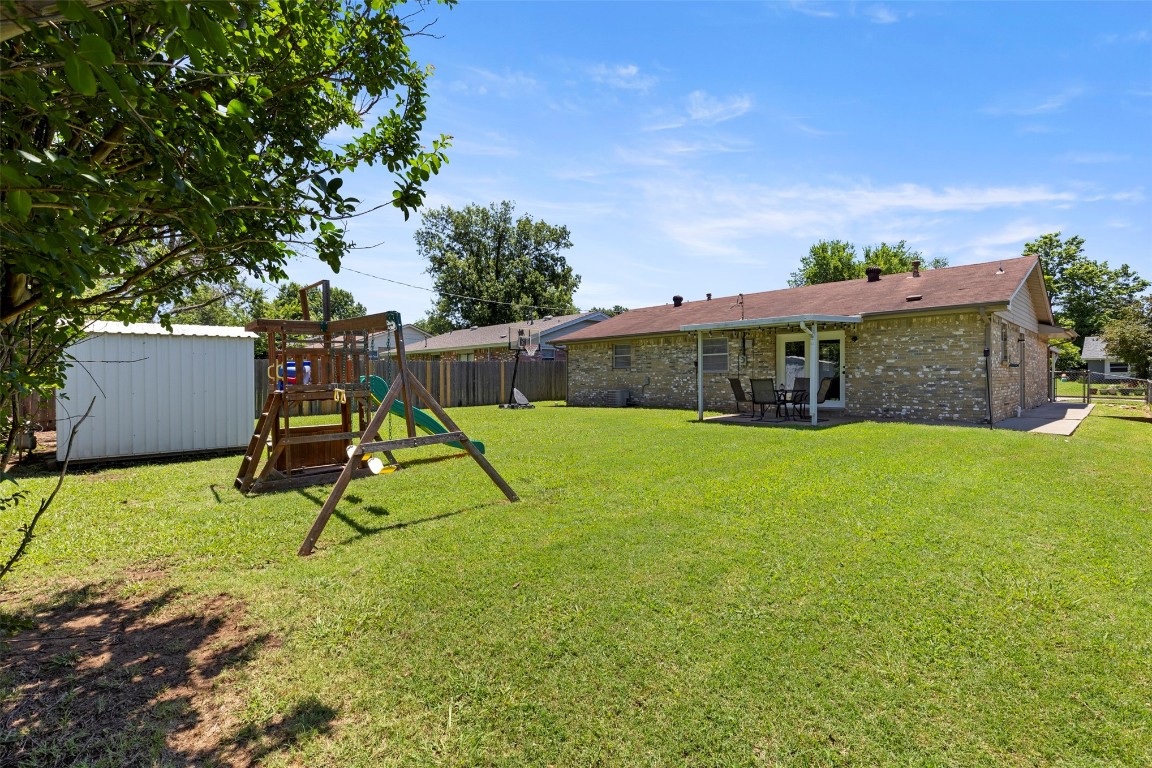Shawnee, Oklahoma 74804, United States, 3 Bedrooms Bedrooms, ,2 BathroomsBathrooms,Residential,Active,161839