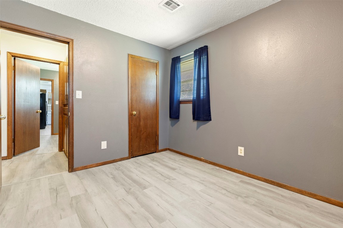 Shawnee, Oklahoma 74804, United States, 3 Bedrooms Bedrooms, ,2 BathroomsBathrooms,Residential,Active,161839