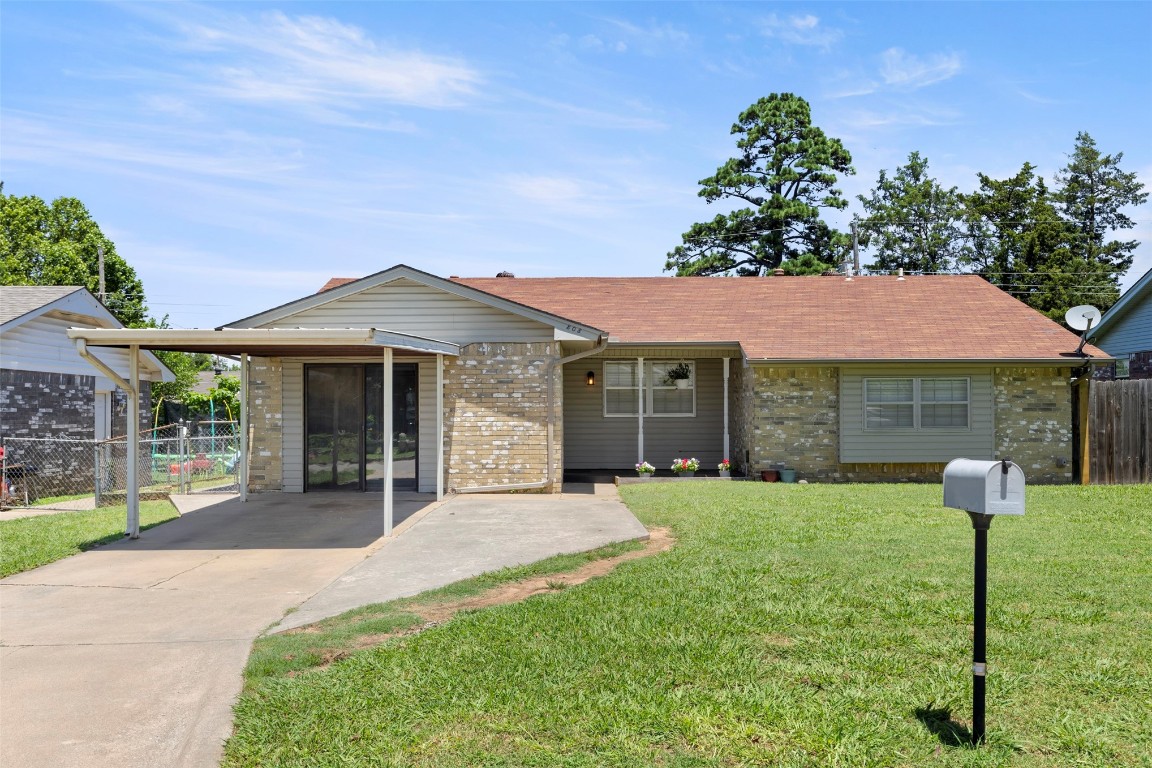 Shawnee, Oklahoma 74804, United States, 3 Bedrooms Bedrooms, ,2 BathroomsBathrooms,Residential,Active,161839