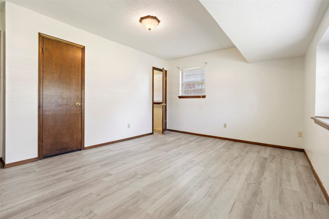 Shawnee, Oklahoma 74804, United States, 3 Bedrooms Bedrooms, ,2 BathroomsBathrooms,Residential,Active,161839