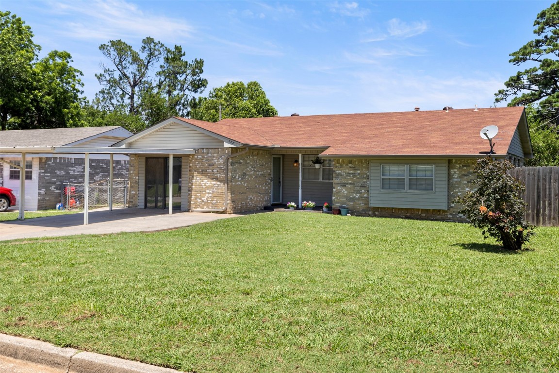 Shawnee, Oklahoma 74804, United States, 3 Bedrooms Bedrooms, ,2 BathroomsBathrooms,Residential,Active,161839