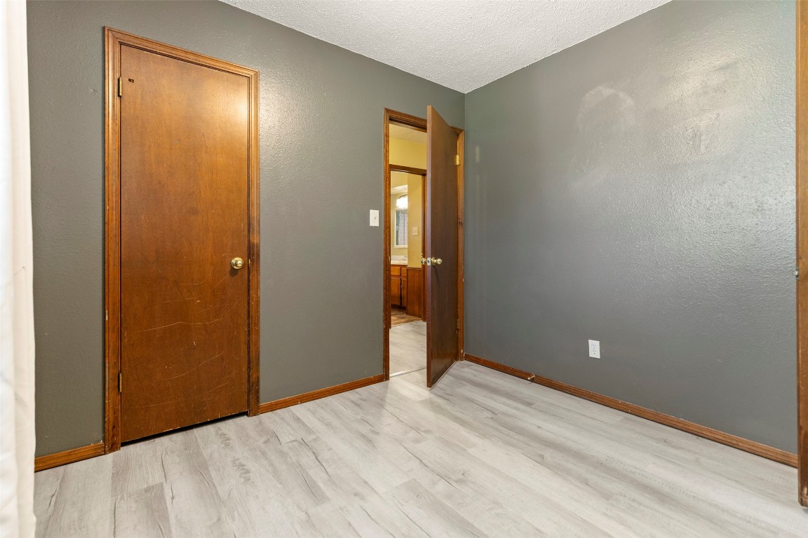 Shawnee, Oklahoma 74804, United States, 3 Bedrooms Bedrooms, ,2 BathroomsBathrooms,Residential,Active,161839