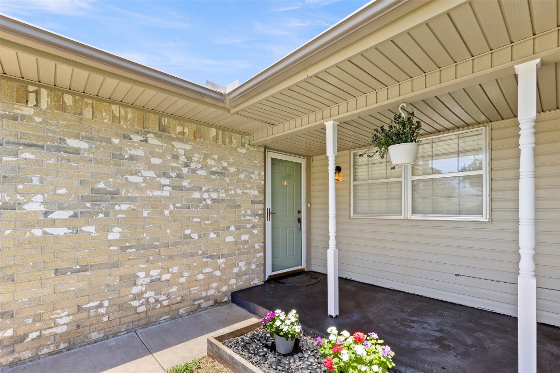 Shawnee, Oklahoma 74804, United States, 3 Bedrooms Bedrooms, ,2 BathroomsBathrooms,Residential,Active,161839