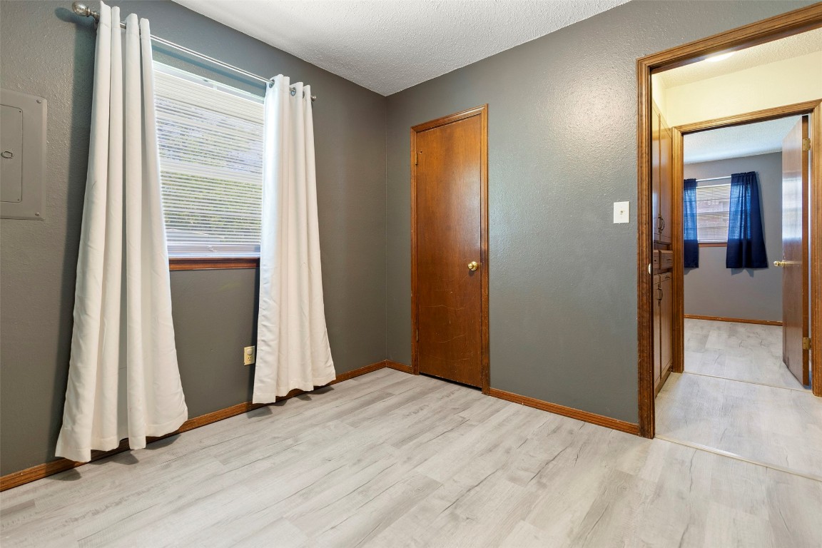 Shawnee, Oklahoma 74804, United States, 3 Bedrooms Bedrooms, ,2 BathroomsBathrooms,Residential,Active,161839