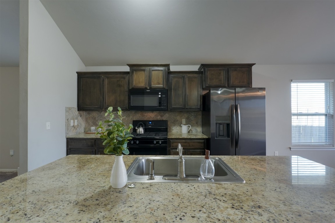 Oklahoma City, Oklahoma 73179, United States, 3 Bedrooms Bedrooms, ,2 BathroomsBathrooms,Residential,Active,98339