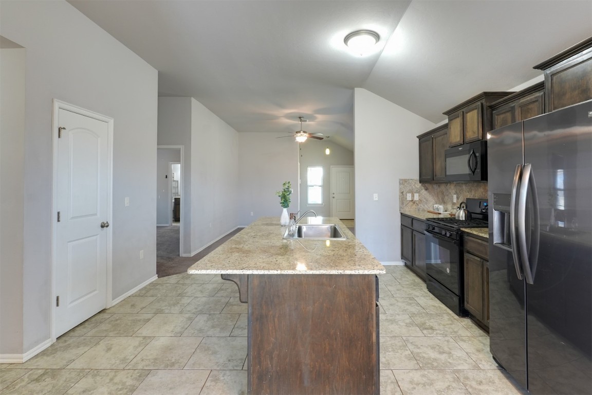 Oklahoma City, Oklahoma 73179, United States, 3 Bedrooms Bedrooms, ,2 BathroomsBathrooms,Residential,Active,98339