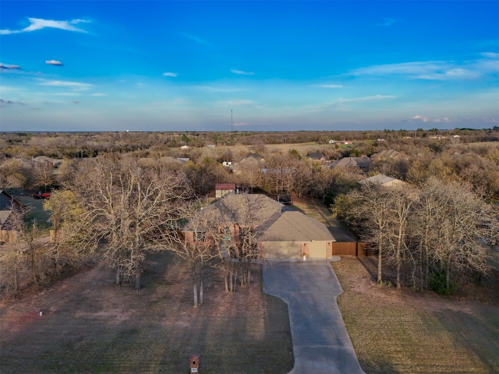 McLoud, Oklahoma 74851, United States, 3 Bedrooms Bedrooms, ,2 BathroomsBathrooms,Residential,Active,98335