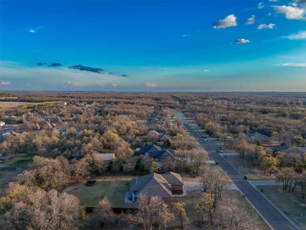 McLoud, Oklahoma 74851, United States, 3 Bedrooms Bedrooms, ,2 BathroomsBathrooms,Residential,Active,98335