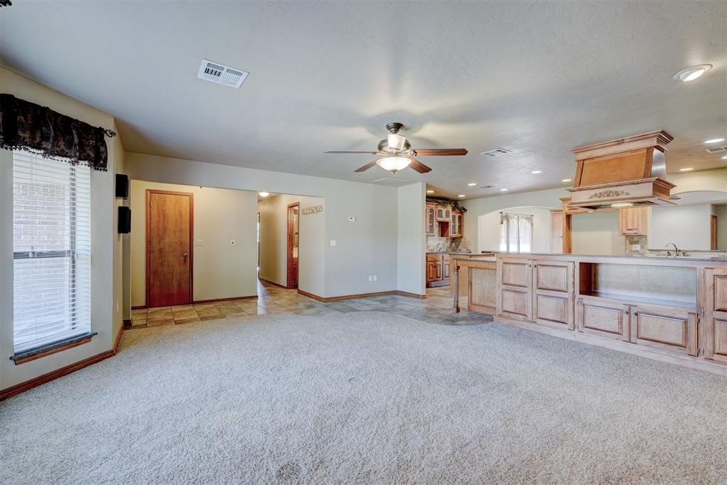 Shawnee, Oklahoma 74801, United States, 5 Bedrooms Bedrooms, ,3 BathroomsBathrooms,Residential,Active,103840