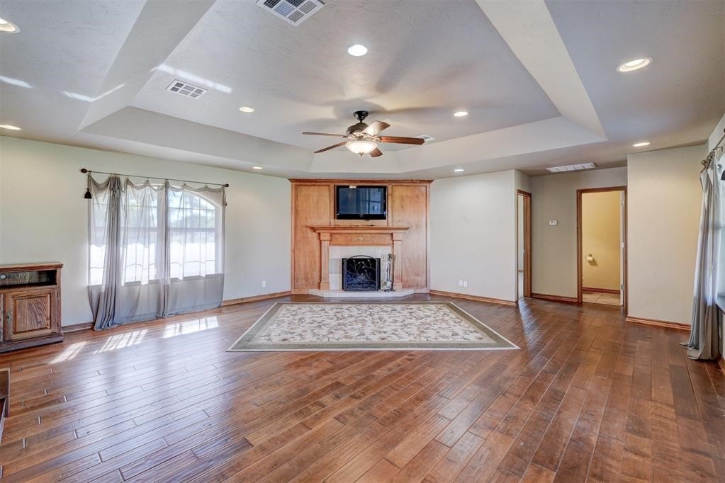 Shawnee, Oklahoma 74801, United States, 5 Bedrooms Bedrooms, ,3 BathroomsBathrooms,Residential,Active,103840