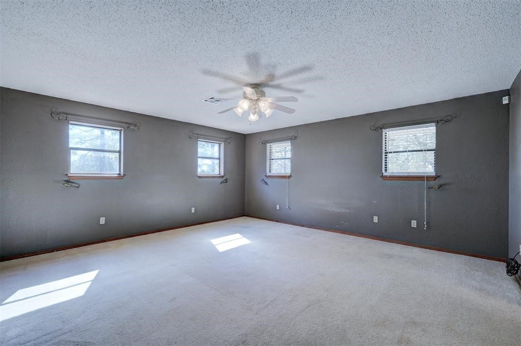 Shawnee, Oklahoma 74801, United States, 5 Bedrooms Bedrooms, ,3 BathroomsBathrooms,Residential,Active,103840