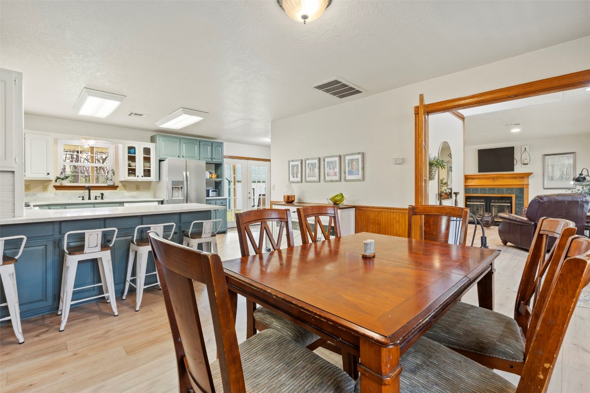 Tecumseh, Oklahoma 74873, United States, 4 Bedrooms Bedrooms, ,4 BathroomsBathrooms,Residential,Active,101602