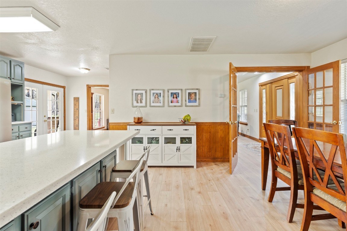 Tecumseh, Oklahoma 74873, United States, 4 Bedrooms Bedrooms, ,4 BathroomsBathrooms,Residential,Active,101602