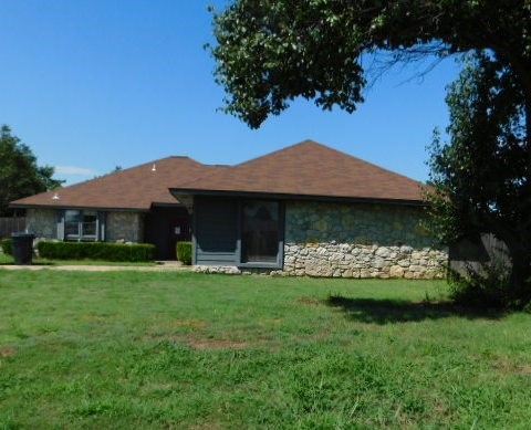 Photo 1 of 7 — 3900 Landmark Road, Yukon, OK 73099