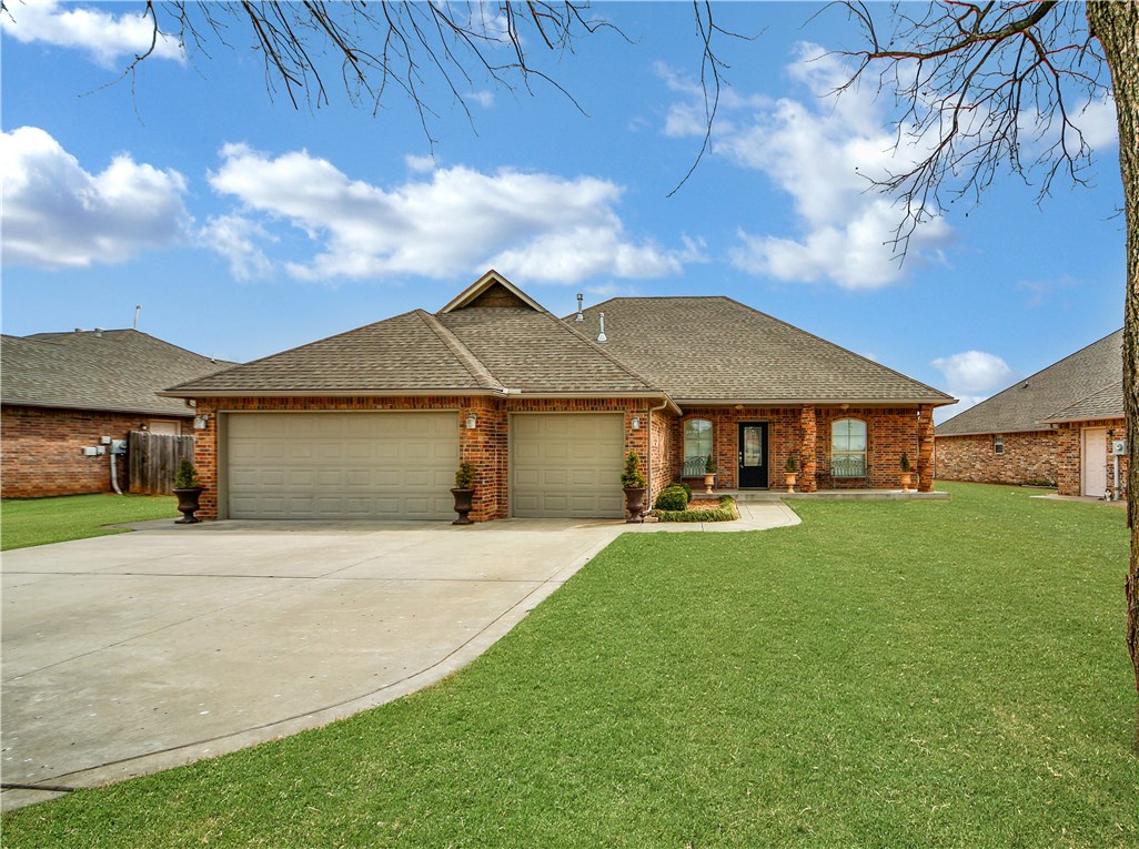 Photo 1 of 28 — 2313 Whispering Pine Boulevard, Shawnee, OK 74804