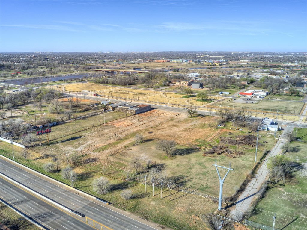 1300 S Robinson Avenue