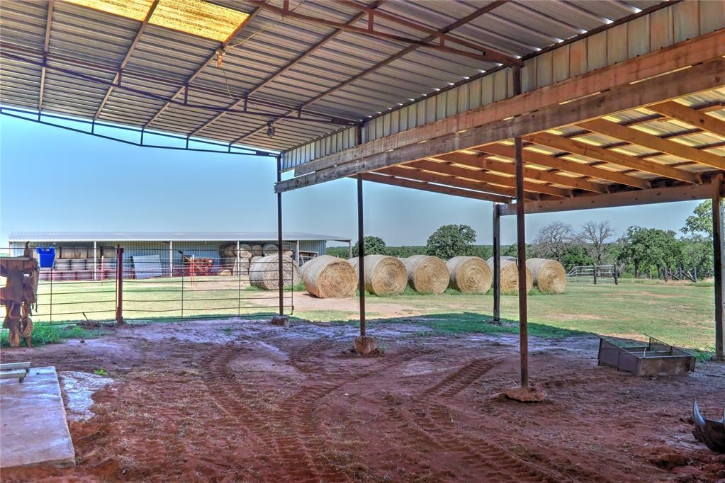 Tecumseh, Oklahoma 74873, United States, 4 Bedrooms Bedrooms, ,3 BathroomsBathrooms,Residential,Active,8632