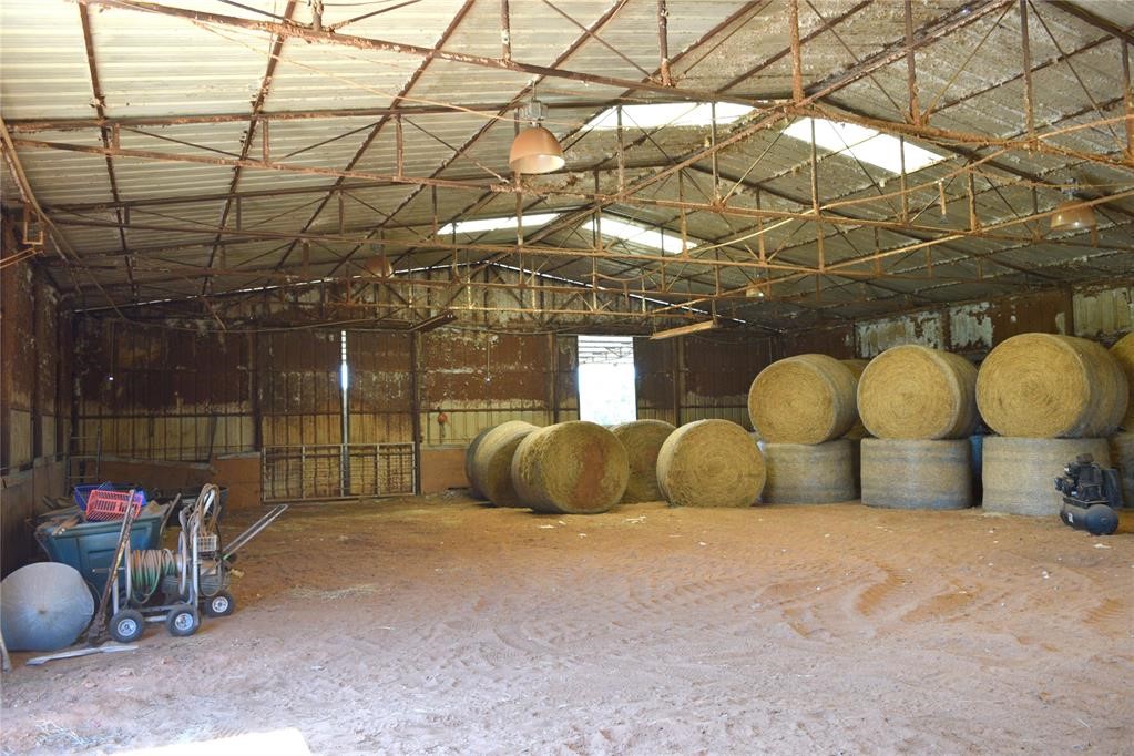 Tecumseh, Oklahoma 74873, United States, 4 Bedrooms Bedrooms, ,3 BathroomsBathrooms,Residential,Active,8632