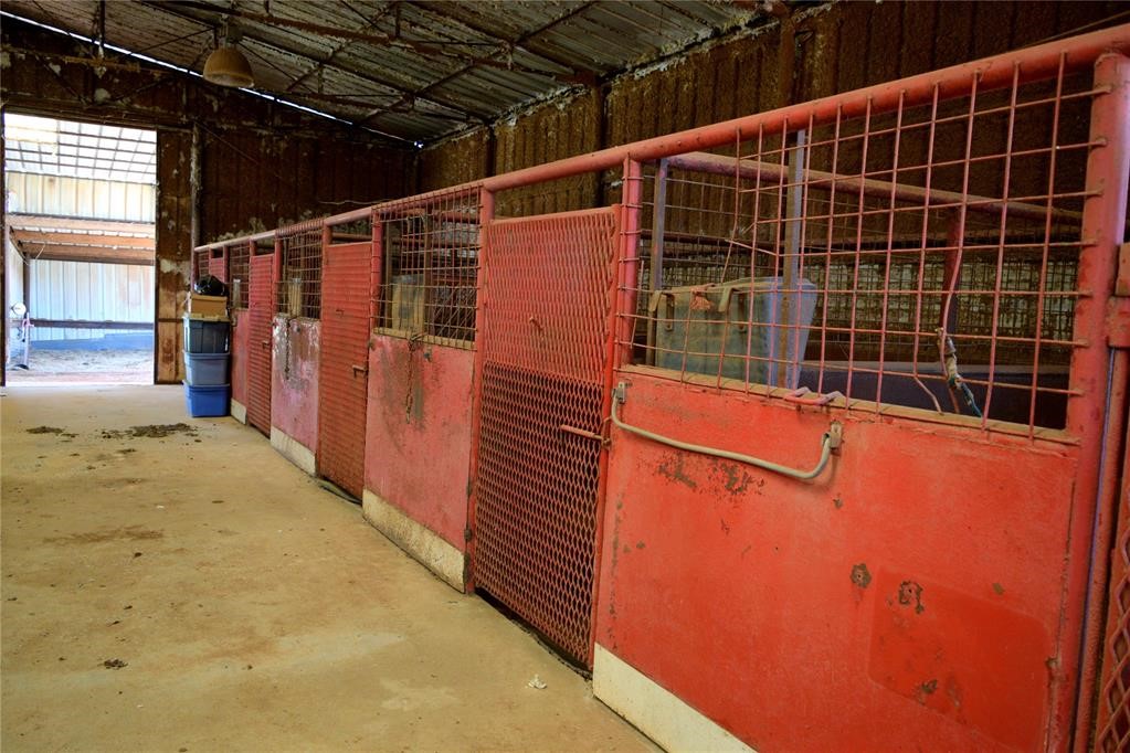 Tecumseh, Oklahoma 74873, United States, 4 Bedrooms Bedrooms, ,3 BathroomsBathrooms,Residential,Active,8632