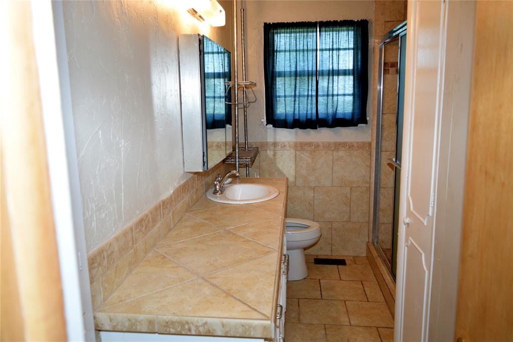 Tecumseh, Oklahoma 74873, United States, 4 Bedrooms Bedrooms, ,3 BathroomsBathrooms,Residential,Active,8632