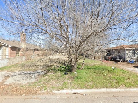 Photo of 2405 NW 1st Street, Oklahoma City, OK 73107 (MLS # 1180656)