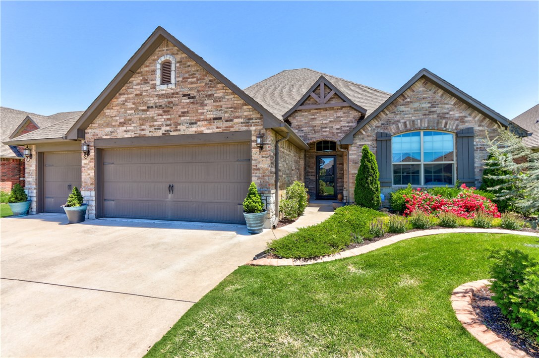 Photo 1 of 36 — 2816 Ryder Drive, Yukon, OK 73099