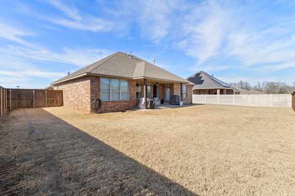 Shawnee, Oklahoma 74804, United States, 3 Bedrooms Bedrooms, ,3 BathroomsBathrooms,Residential,Active,11360