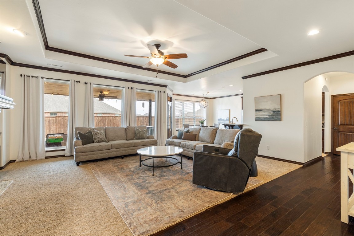 Shawnee, Oklahoma 74804, United States, 3 Bedrooms Bedrooms, ,3 BathroomsBathrooms,Residential,Active,11360