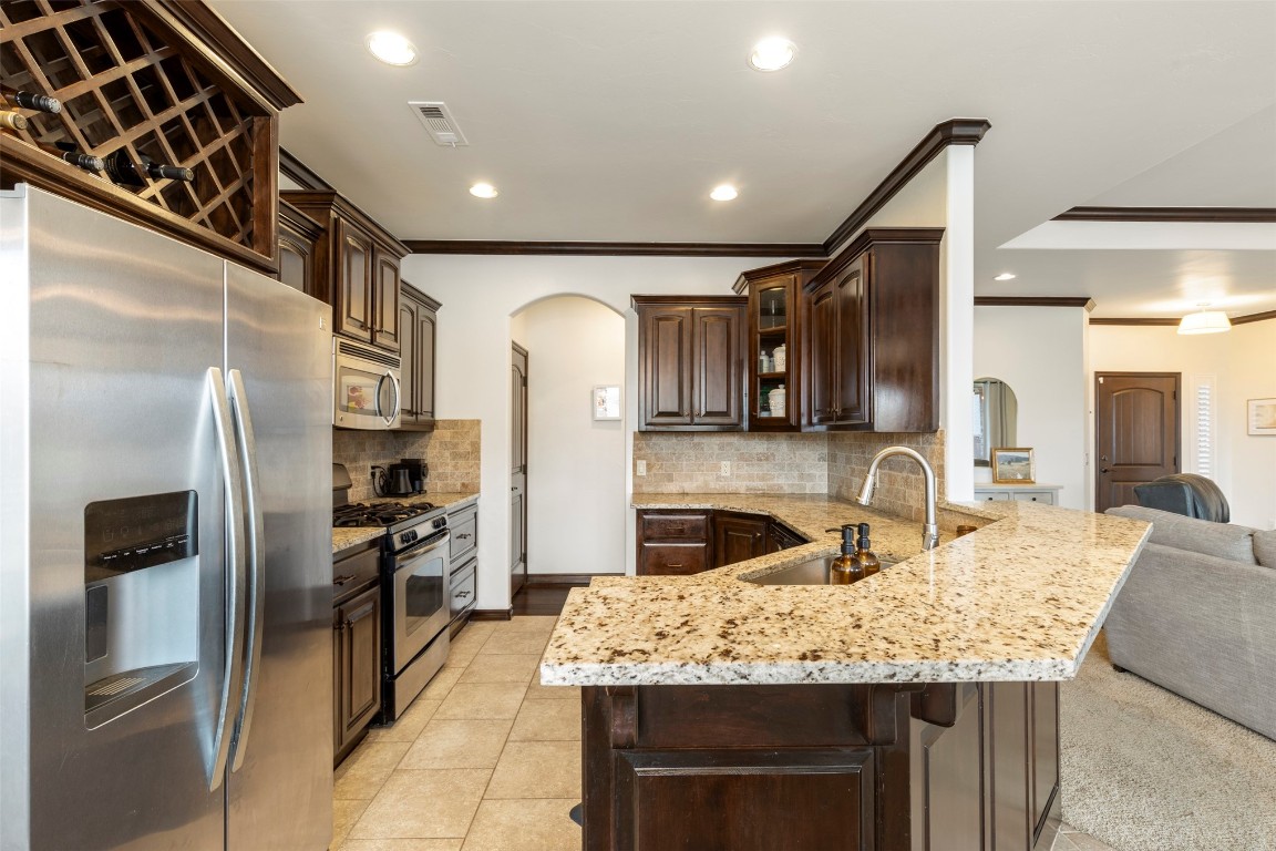 Shawnee, Oklahoma 74804, United States, 3 Bedrooms Bedrooms, ,3 BathroomsBathrooms,Residential,Active,11360