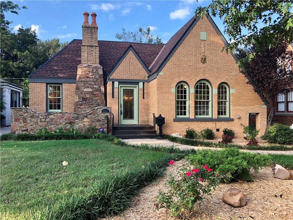 Photo 1 of 36 — 2517 NW 12th Street, Oklahoma City, OK 73107