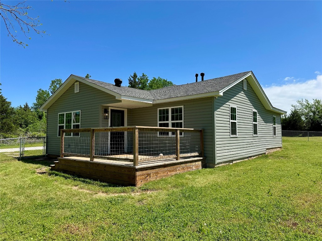 Shawnee, Oklahoma 74801, United States, 2 Bedrooms Bedrooms, ,1 BathroomBathrooms,Residential,Pending,115478