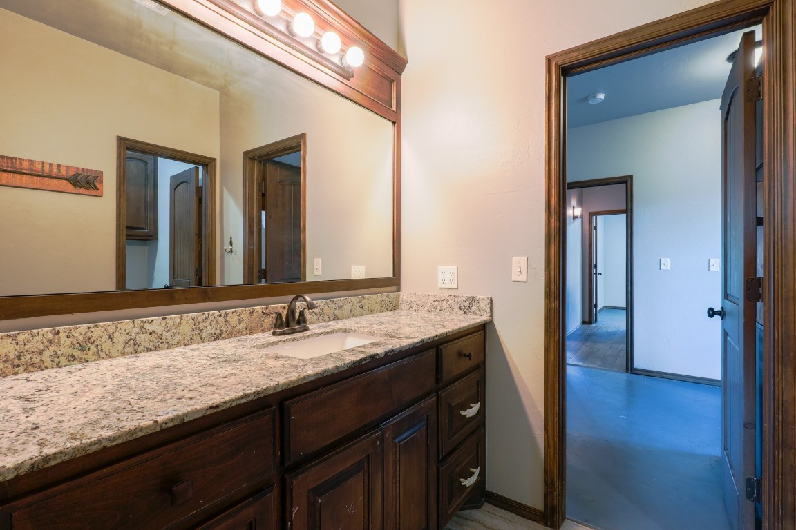 Meeker, Oklahoma 74855, United States, 4 Bedrooms Bedrooms, ,3 BathroomsBathrooms,Residential,Active,194206