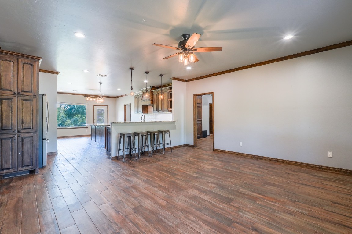 Meeker, Oklahoma 74855, United States, 4 Bedrooms Bedrooms, ,3 BathroomsBathrooms,Residential,Active,194206