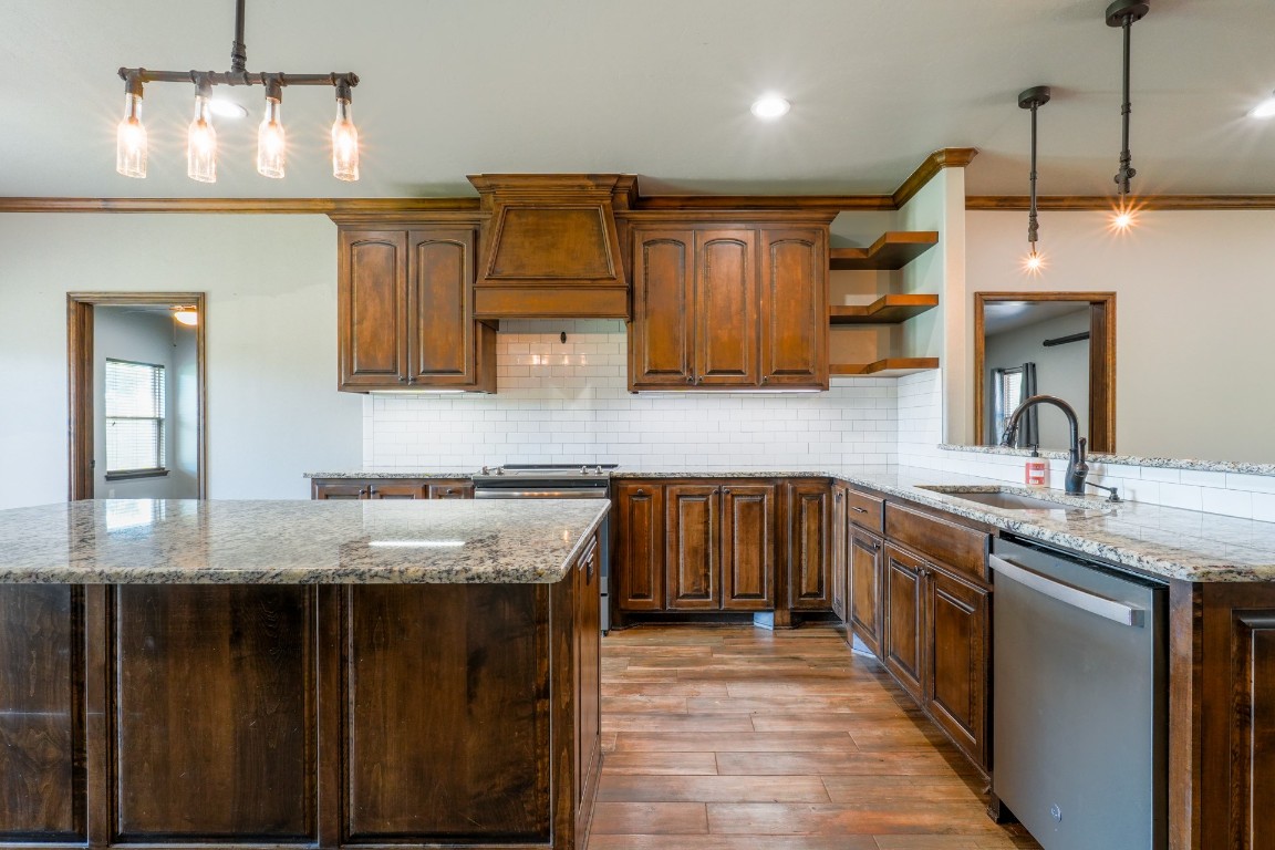 Meeker, Oklahoma 74855, United States, 4 Bedrooms Bedrooms, ,3 BathroomsBathrooms,Residential,Active,194206