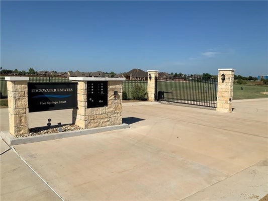 1901 FIVE SPRINGS CT, KINGFISHER, OK 73750 - Image b8df0ed5a145f2913f2a873cb425cc08/2425929094