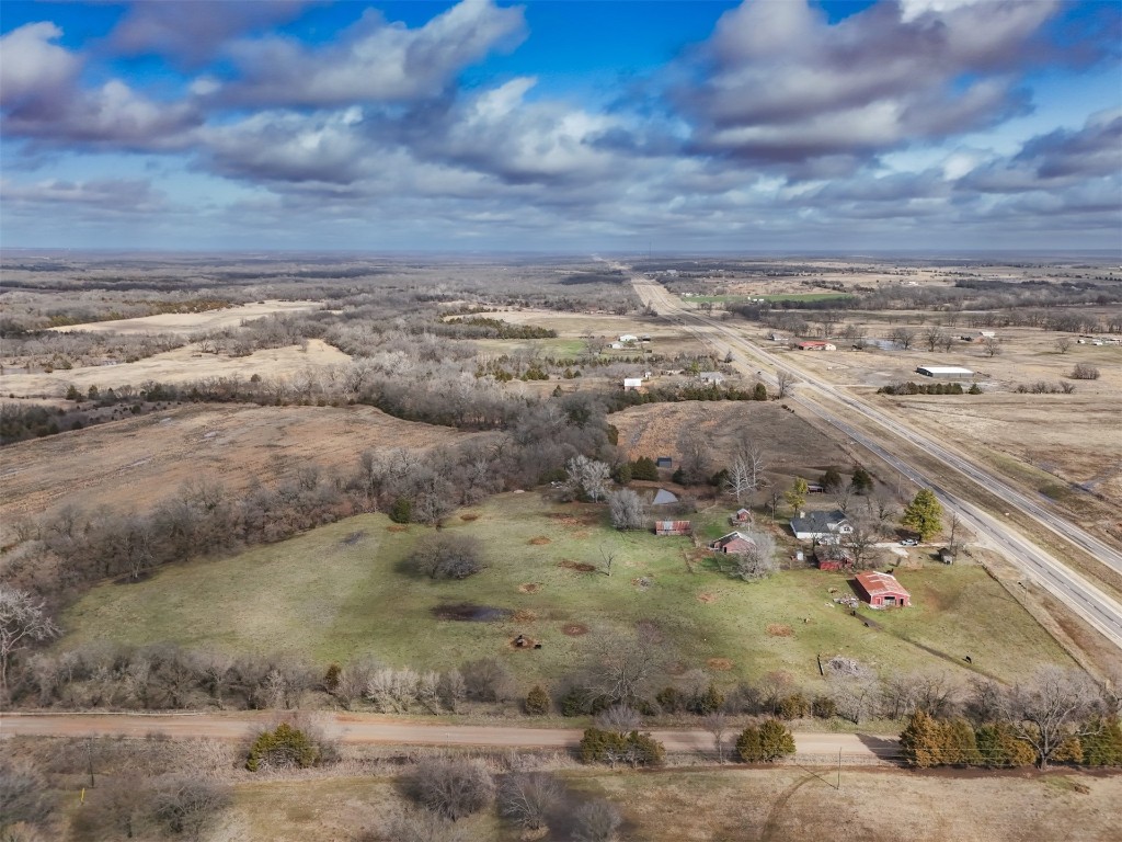 Prague, Oklahoma 74864, United States, 3 Bedrooms Bedrooms, ,3 BathroomsBathrooms,Residential,Pending,83780