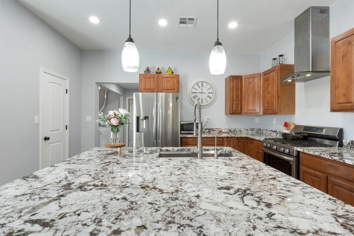 Prague, Oklahoma 74864, United States, 3 Bedrooms Bedrooms, ,3 BathroomsBathrooms,Residential,Pending,83780