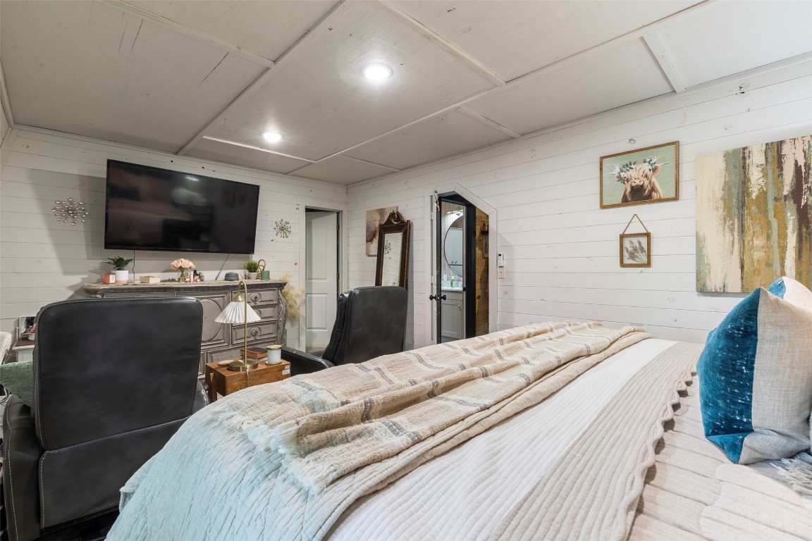 Shawnee, Oklahoma 74801, United States, 2 Bedrooms Bedrooms, ,2 BathroomsBathrooms,Residential,Pending,118681