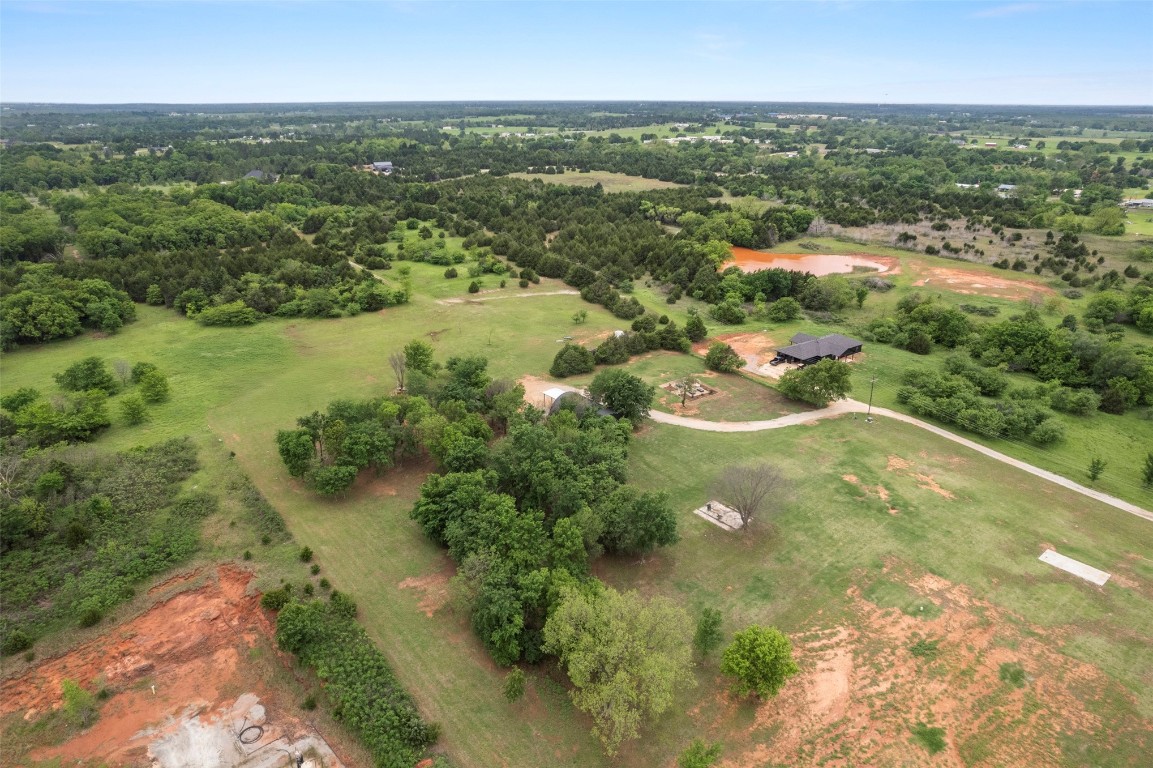 Shawnee, Oklahoma 74801, United States, 2 Bedrooms Bedrooms, ,2 BathroomsBathrooms,Residential,Pending,118681