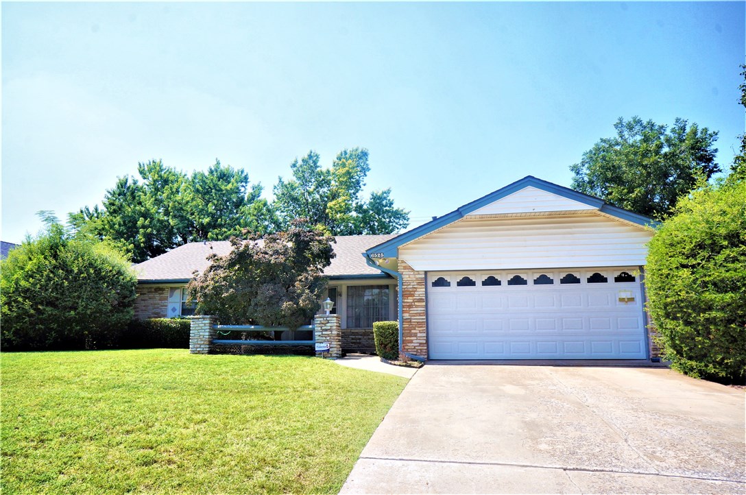 Photo 1 of 20 — 6525 N Ann Arbor Terrace, Oklahoma City, OK 73132