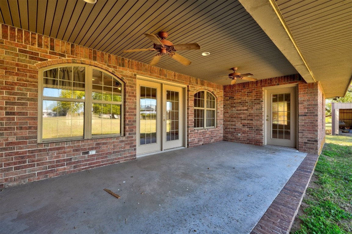 Shawnee, Oklahoma 74801, United States, 5 Bedrooms Bedrooms, ,3 BathroomsBathrooms,Residential,Active,36829