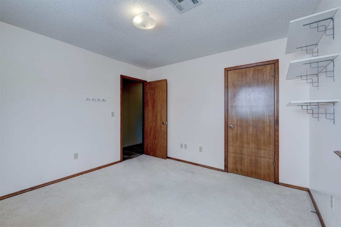 Shawnee, Oklahoma 74801, United States, 5 Bedrooms Bedrooms, ,3 BathroomsBathrooms,Residential,Active,36829