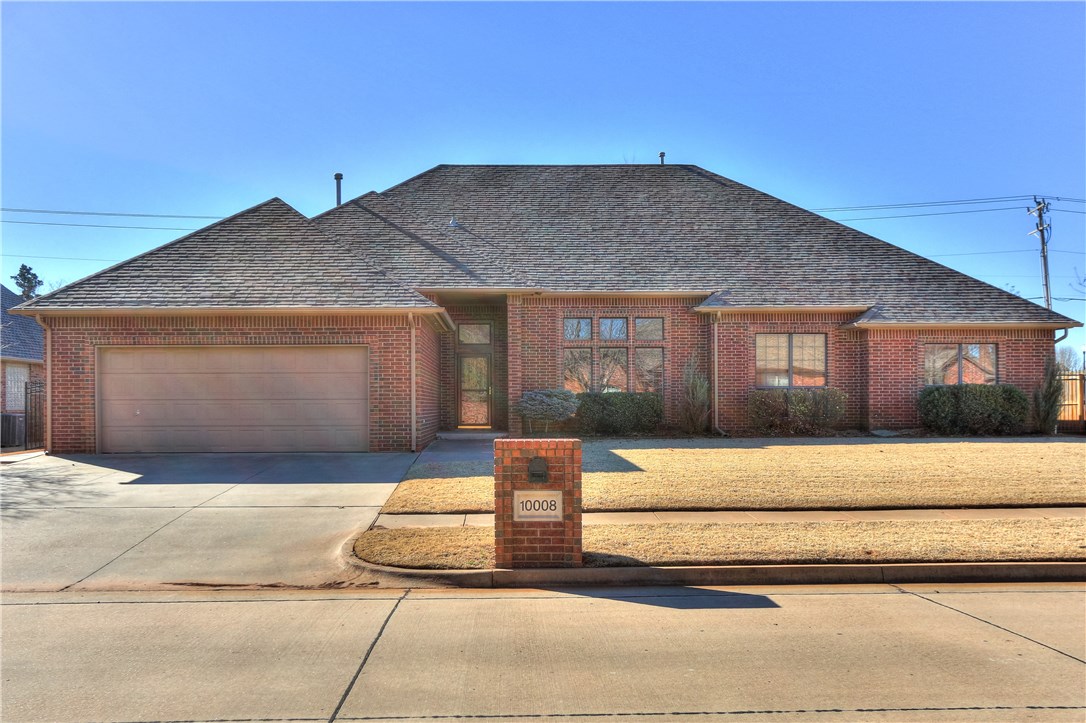 Photo 1 of 28 — 10008 Daughety Drive, Yukon, OK 73099